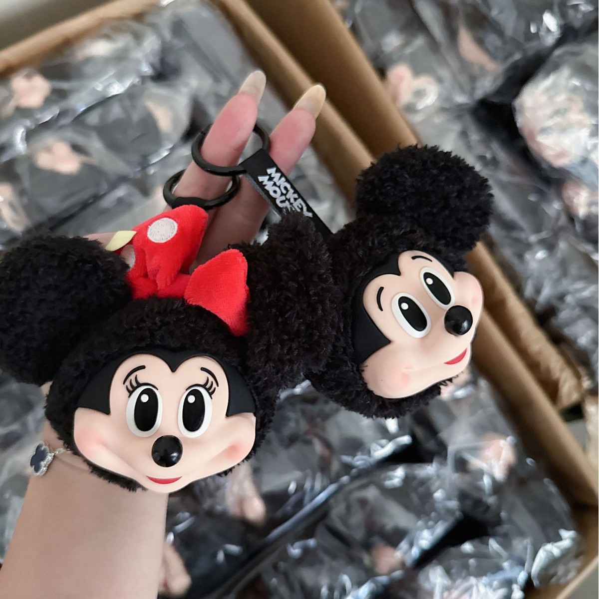 Mickey Minnie Plush Doll Keych – Cute Anime Merchandise recenzja i cena